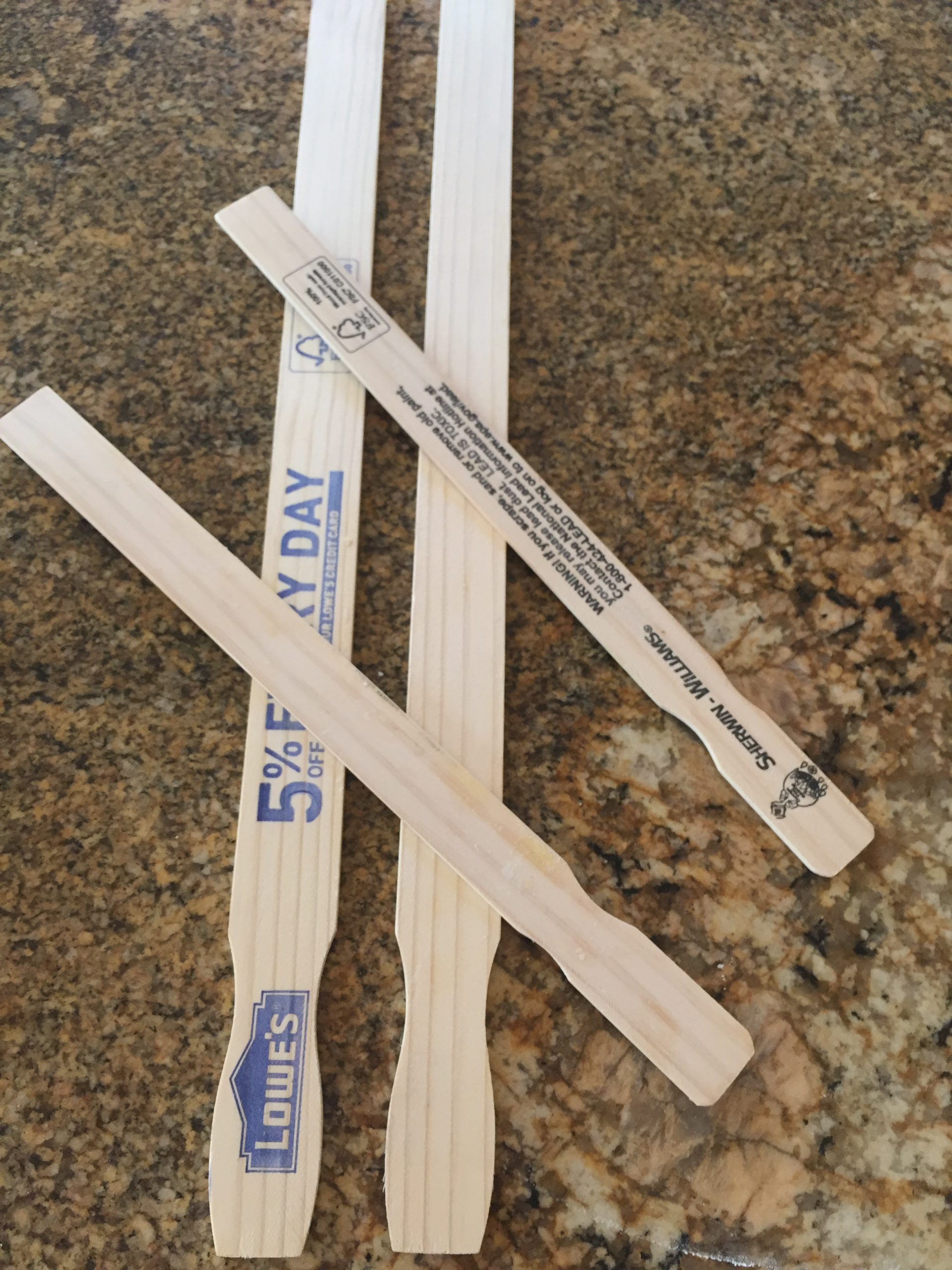 Paint sticks for dough measuring