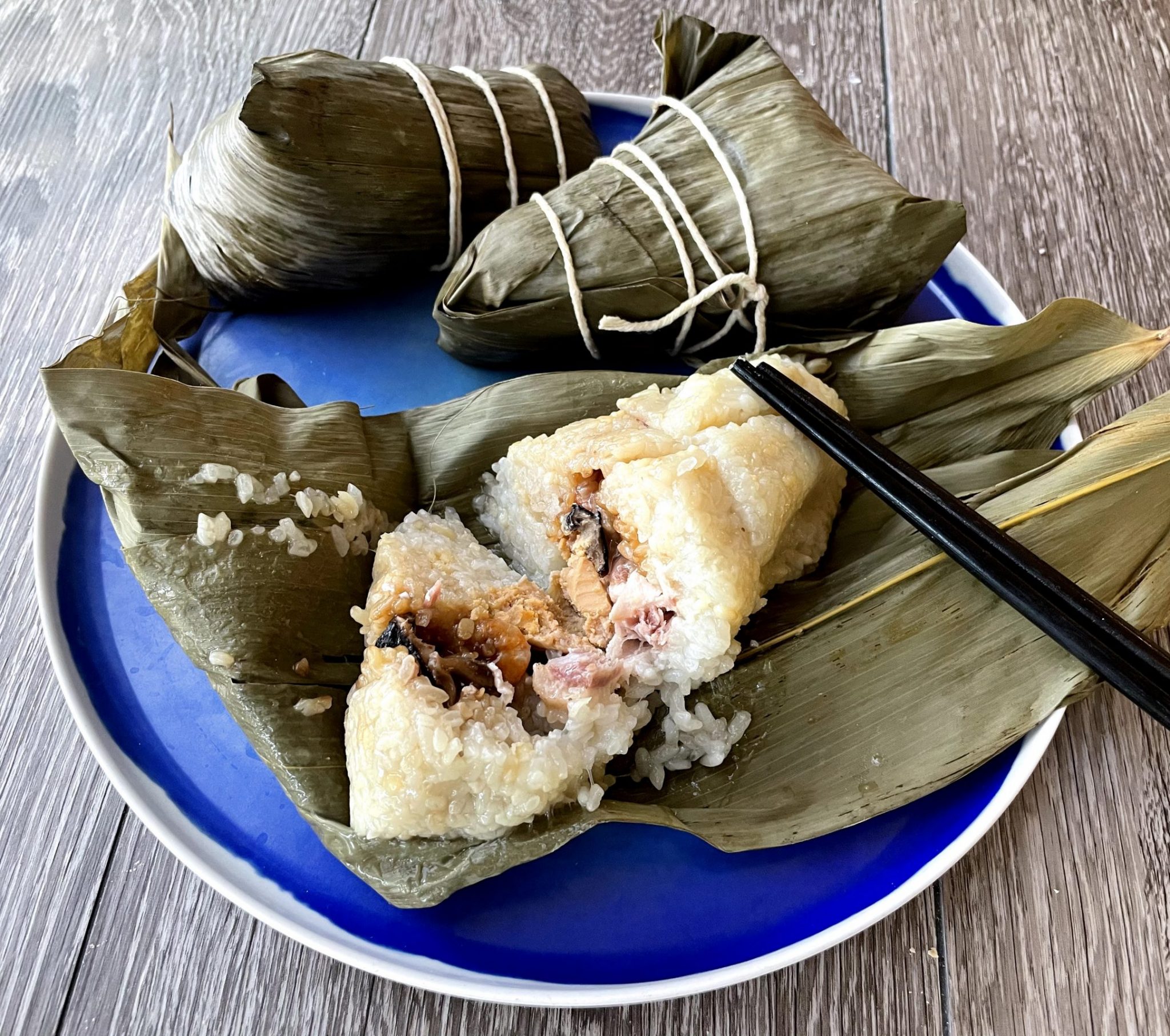 CHINESE STICKY RICE IN BAMBOO LEAVES (ZONGZI 粽子) sammywongskitchen
