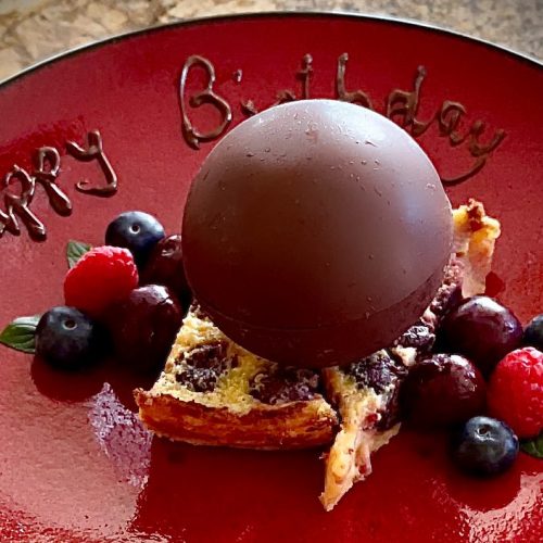 Amazing chocolate dessert ball