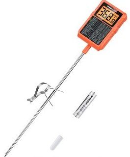 Digital thermometer with pot clip