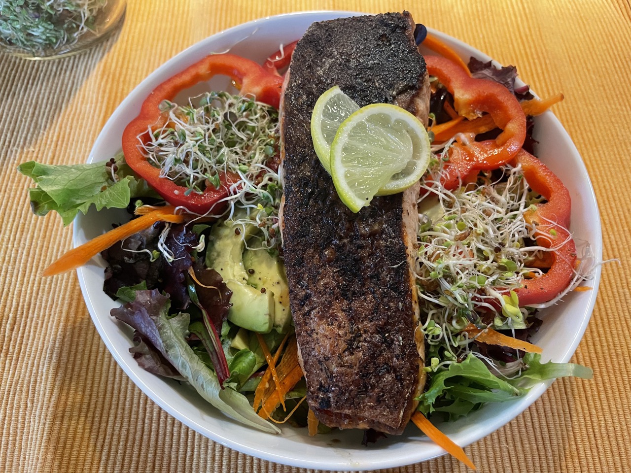 Crispy skin salmon skin salad